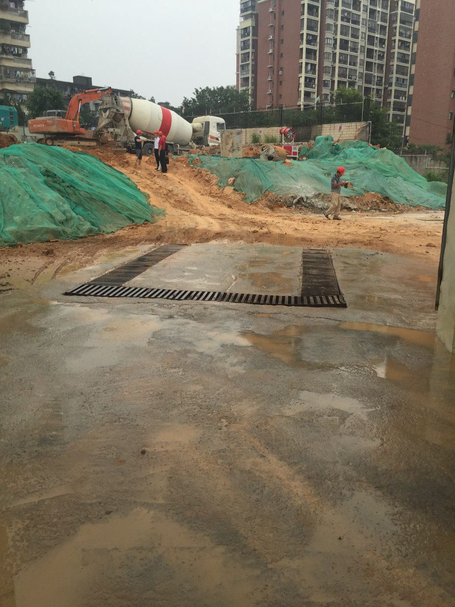 福建經(jīng)濟學校施埔校區(qū)綜合實訓樓建設(shè)項目檢查