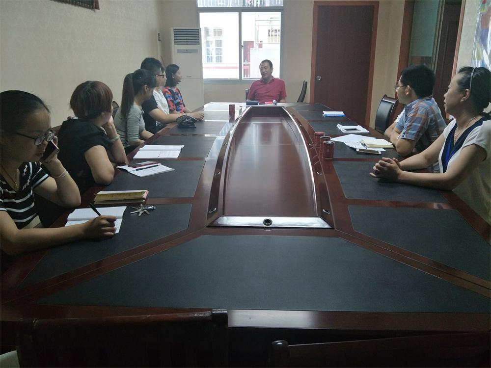 福建易順建筑工程有限公司2017年第一屆：“金秋助學(xué)，學(xué)子圓夢，誠信你我，感恩社會”