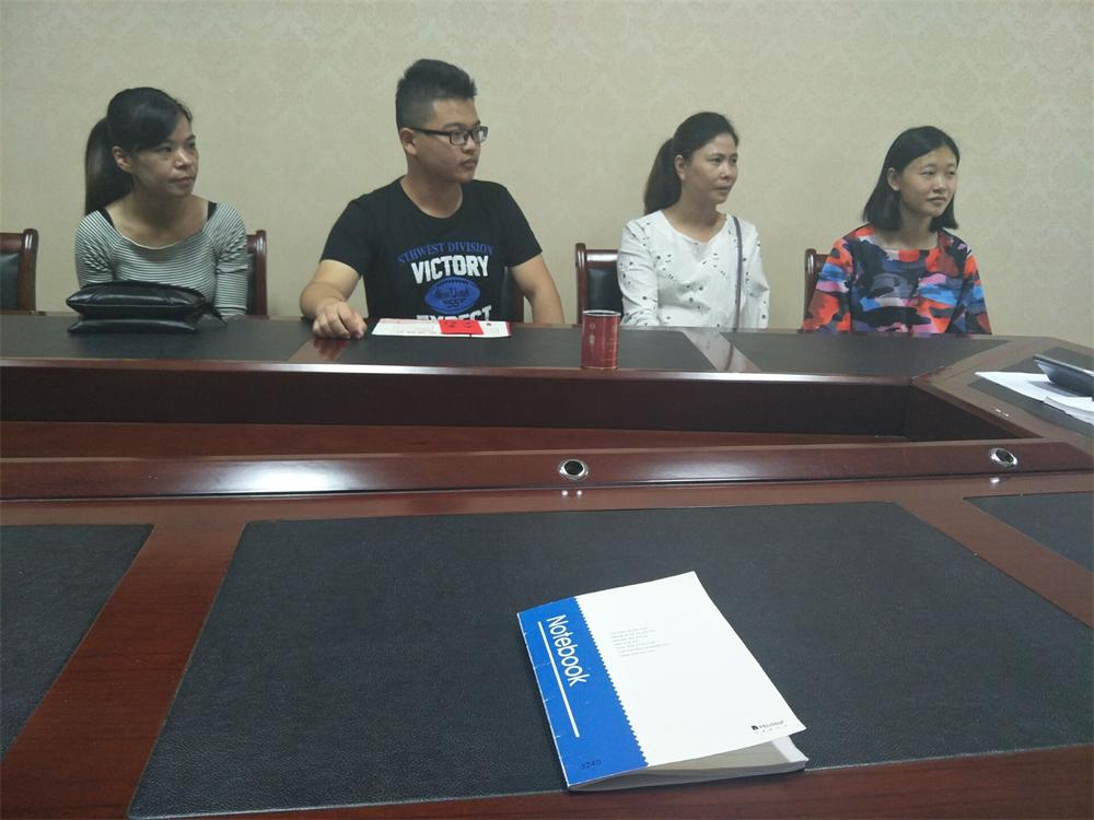 福建易順建筑工程有限公司2017年第一屆：“金秋助學(xué)，學(xué)子圓夢，誠信你我，感恩社會”