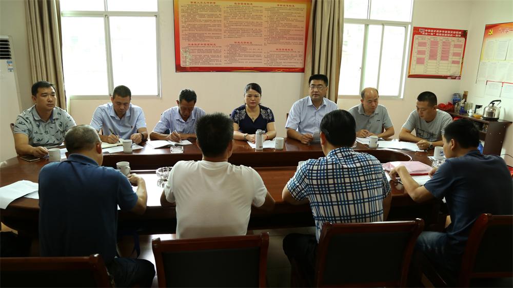 福建易順建筑工程有限公司“互動(dòng)聯(lián)動(dòng)、掛鉤幫扶”招沙甲村貧困戶捐贈(zèng)儀式