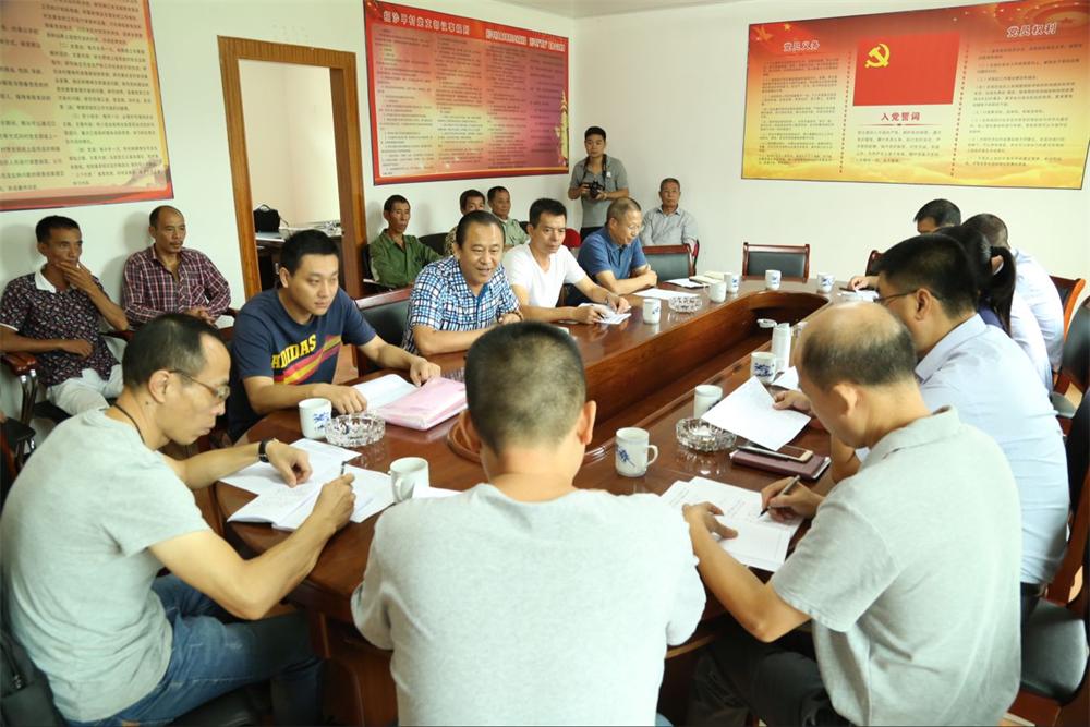 福建易順建筑工程有限公司“互動(dòng)聯(lián)動(dòng)、掛鉤幫扶”招沙甲村貧困戶捐贈(zèng)儀式