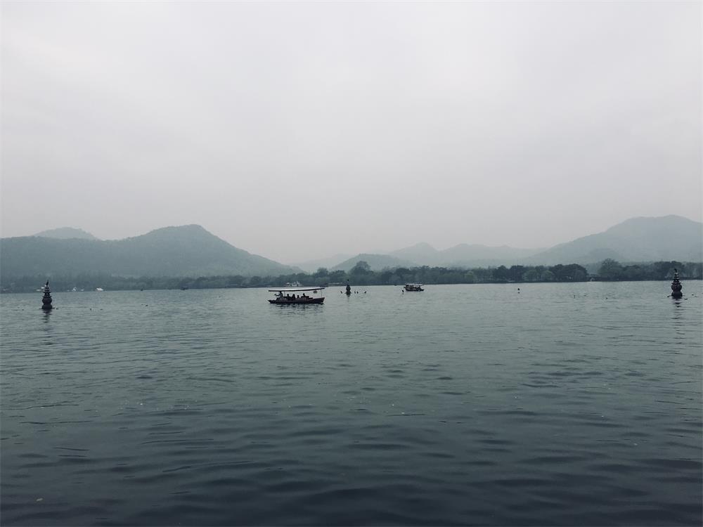 三·八婦女節(jié)公司組織杭州、烏鎮(zhèn)三日游