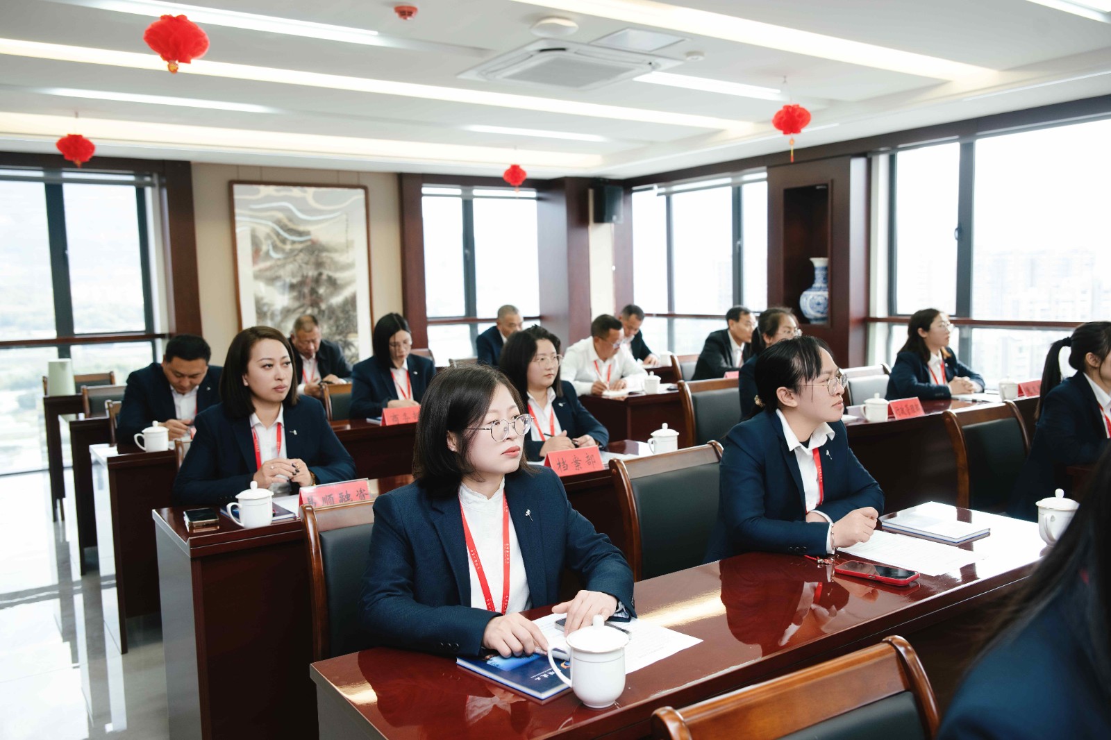 易順建工集團有限公司2025年年終總結(jié)會議圓滿落幕